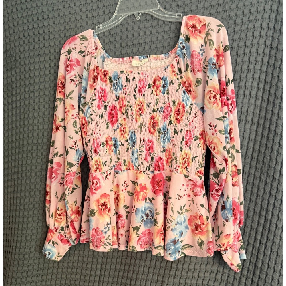 Ember Floral Peplum Blouse Womens Size M Pink Excellent Smocked Long Sleeve Top